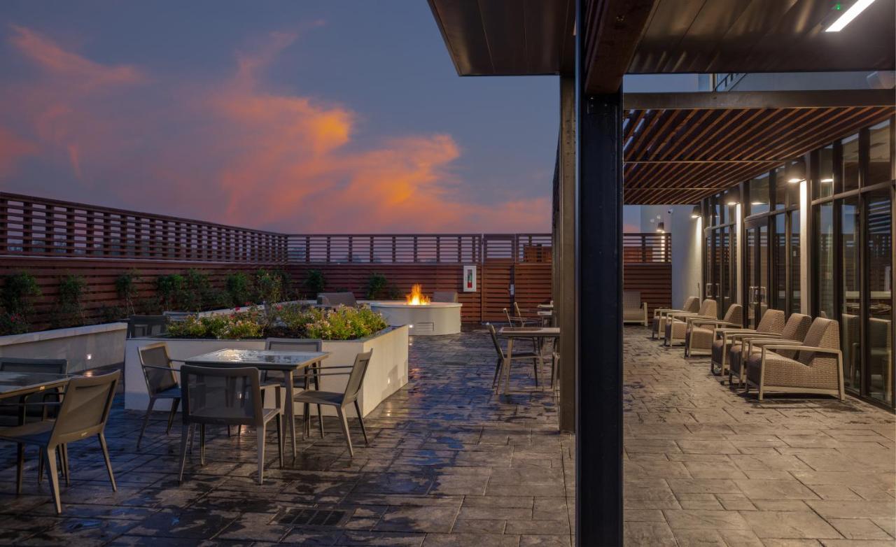 Courtyard By Marriott Conway Hotel Buitenkant foto